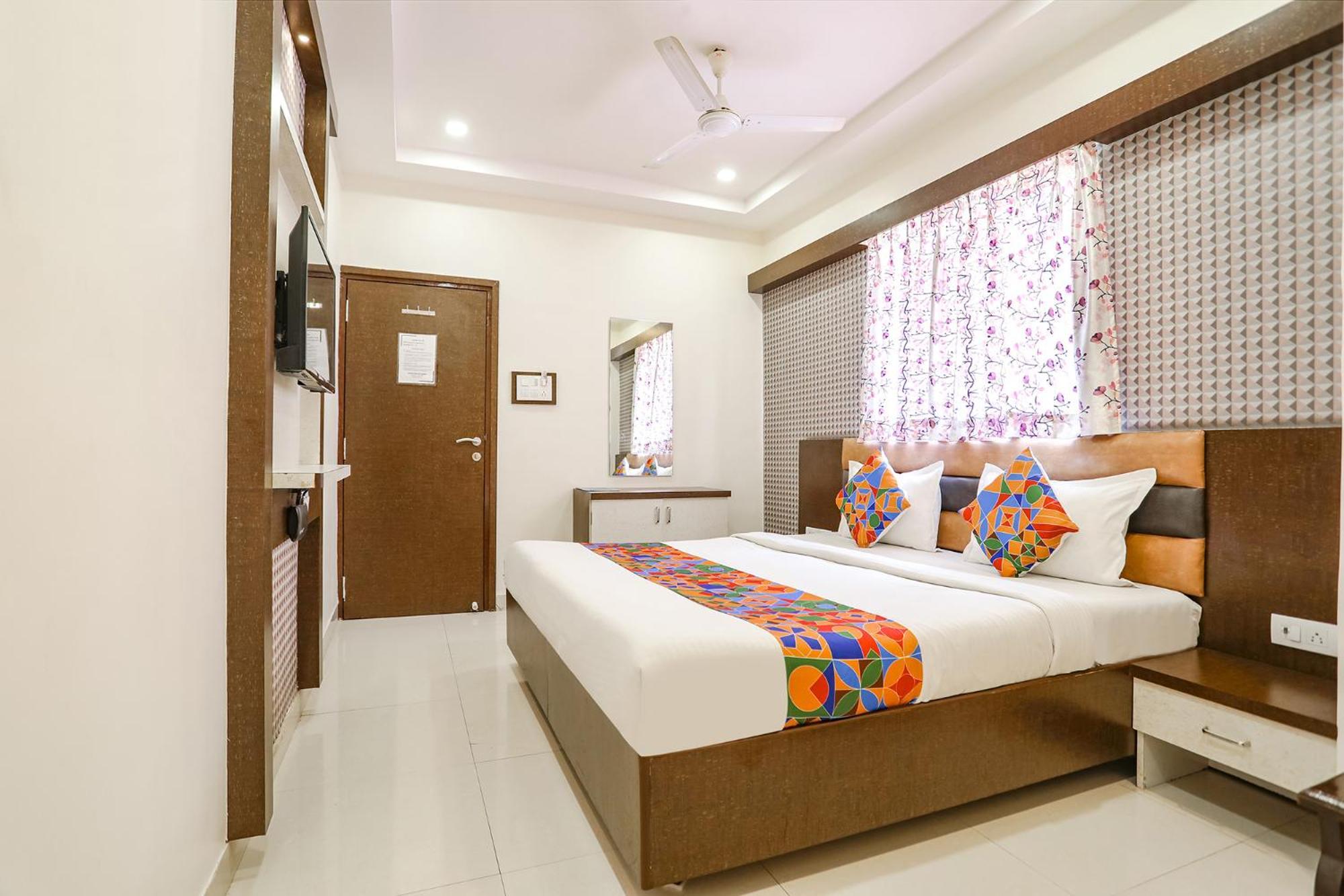 Fabexpress Geet Residency Hotel Navi Mumbai