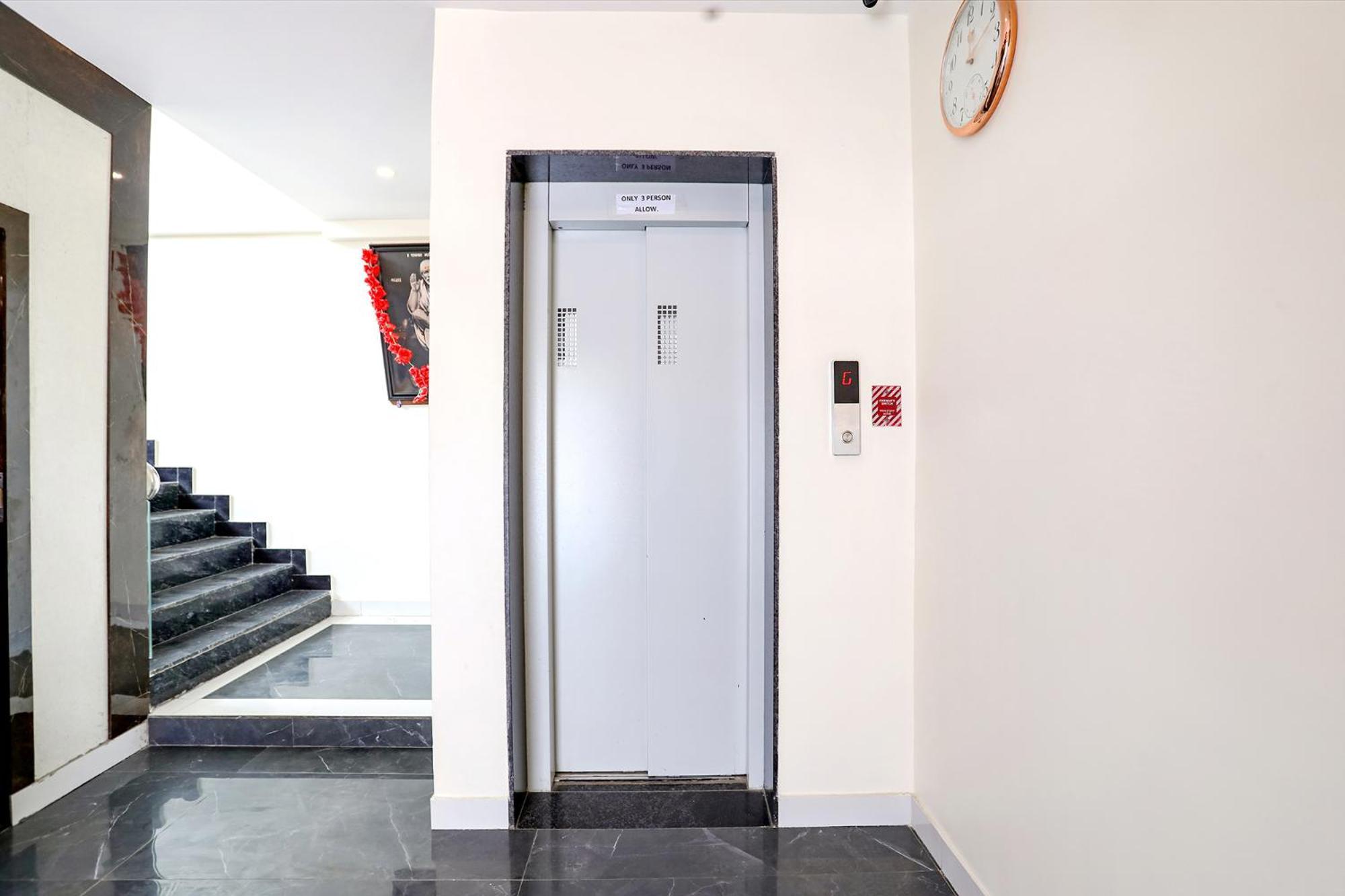Hotel Fabexpress Geet Residency Navi Mumbai