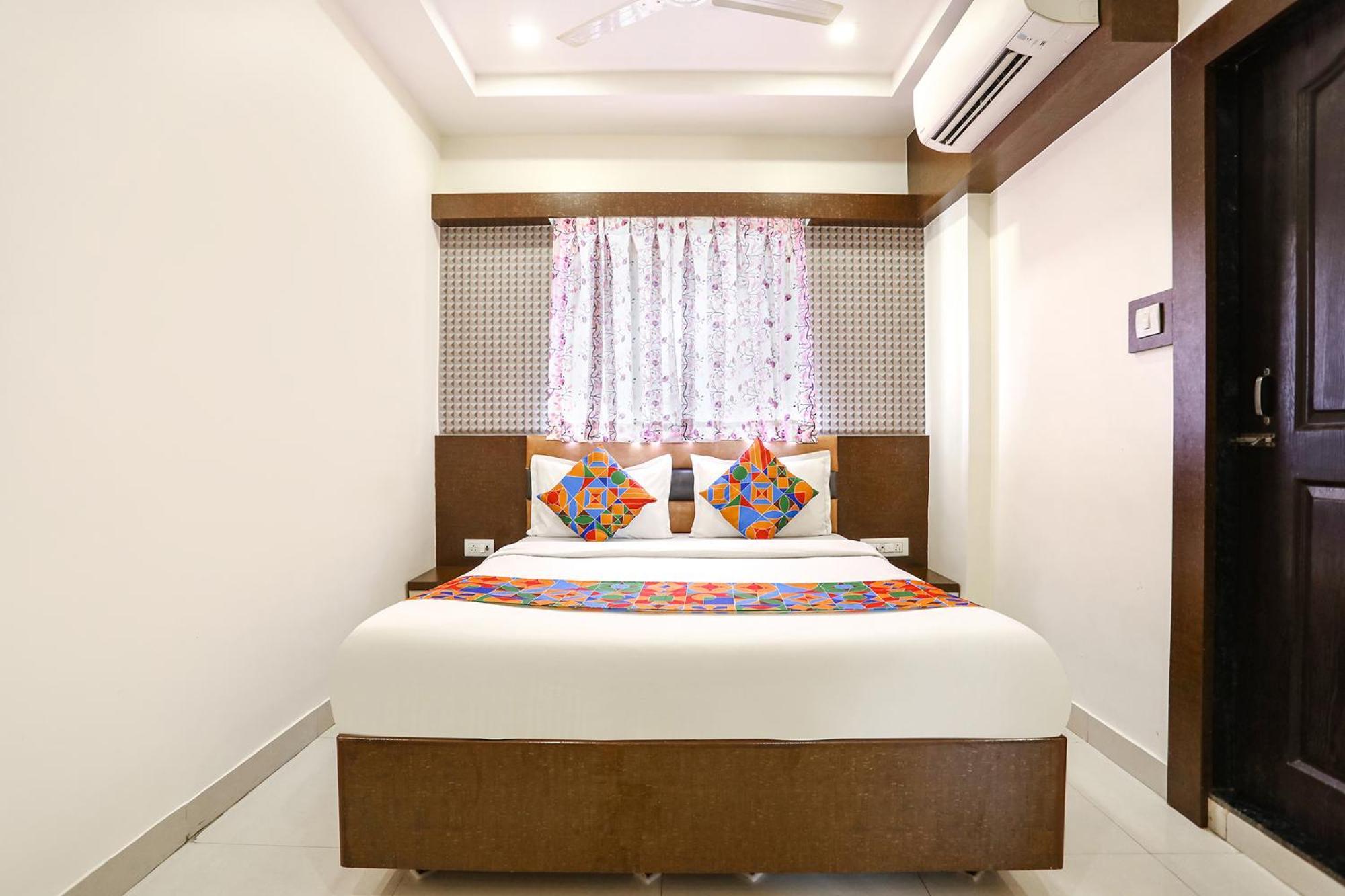 Fabexpress Geet Residency 3*