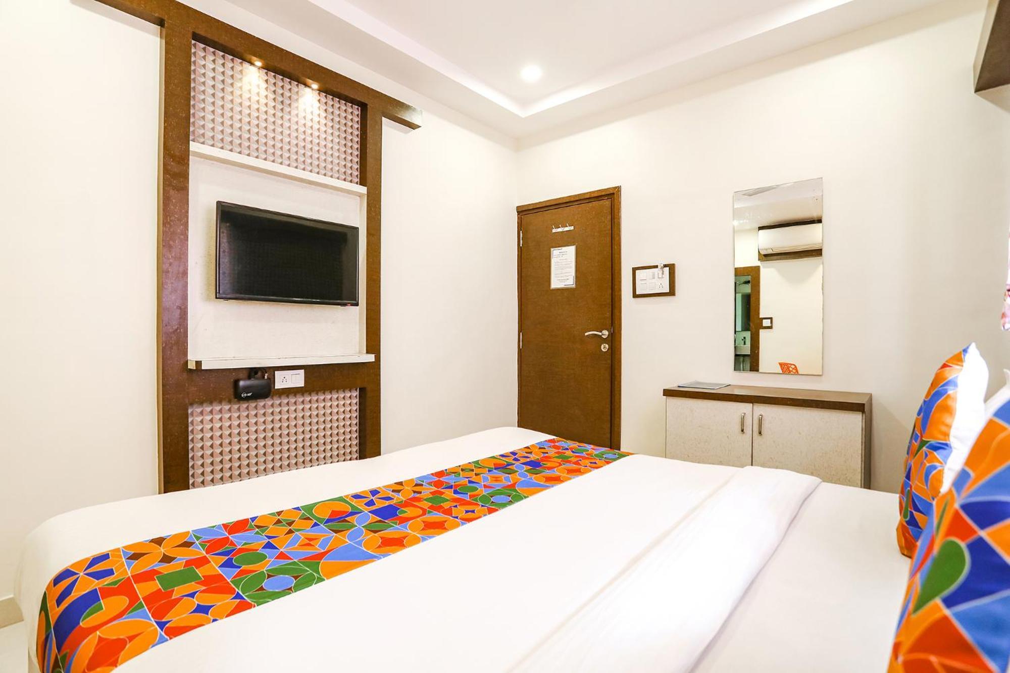 Hotel Fabexpress Geet Residency Navi Mumbai